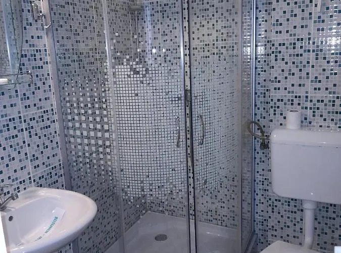 Mila 2 בית הארחה סולינה